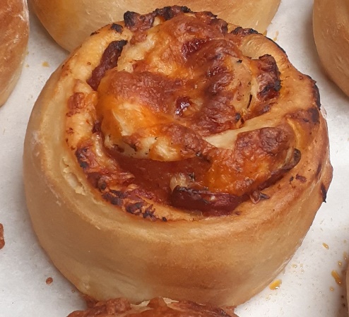 Pepperoni Pizza Bun